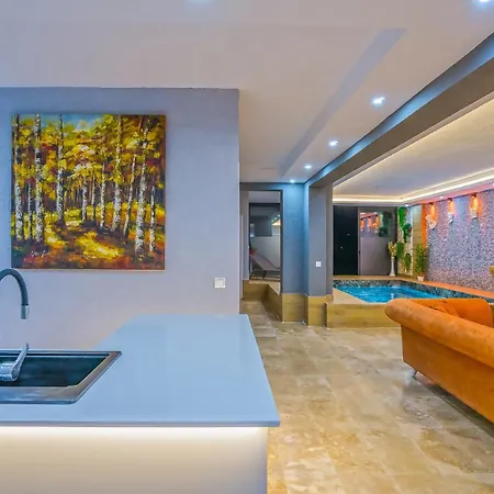 Kalkan Merkez'de Deniz Manzarali Lueks * Каш
